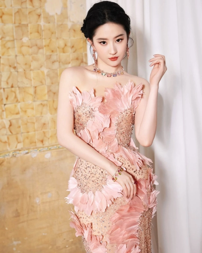 Liu YifiT