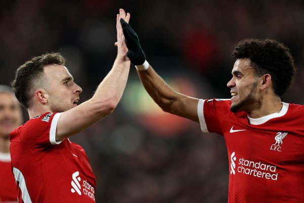 Tranh cãi? 70 triệu siêu sao của Liverpool đã không tham dự đám tang + điệu nhảy nổi tiếng của Jota 
